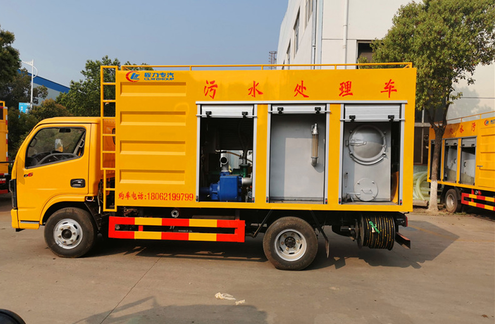 281馨康苑污水分离车